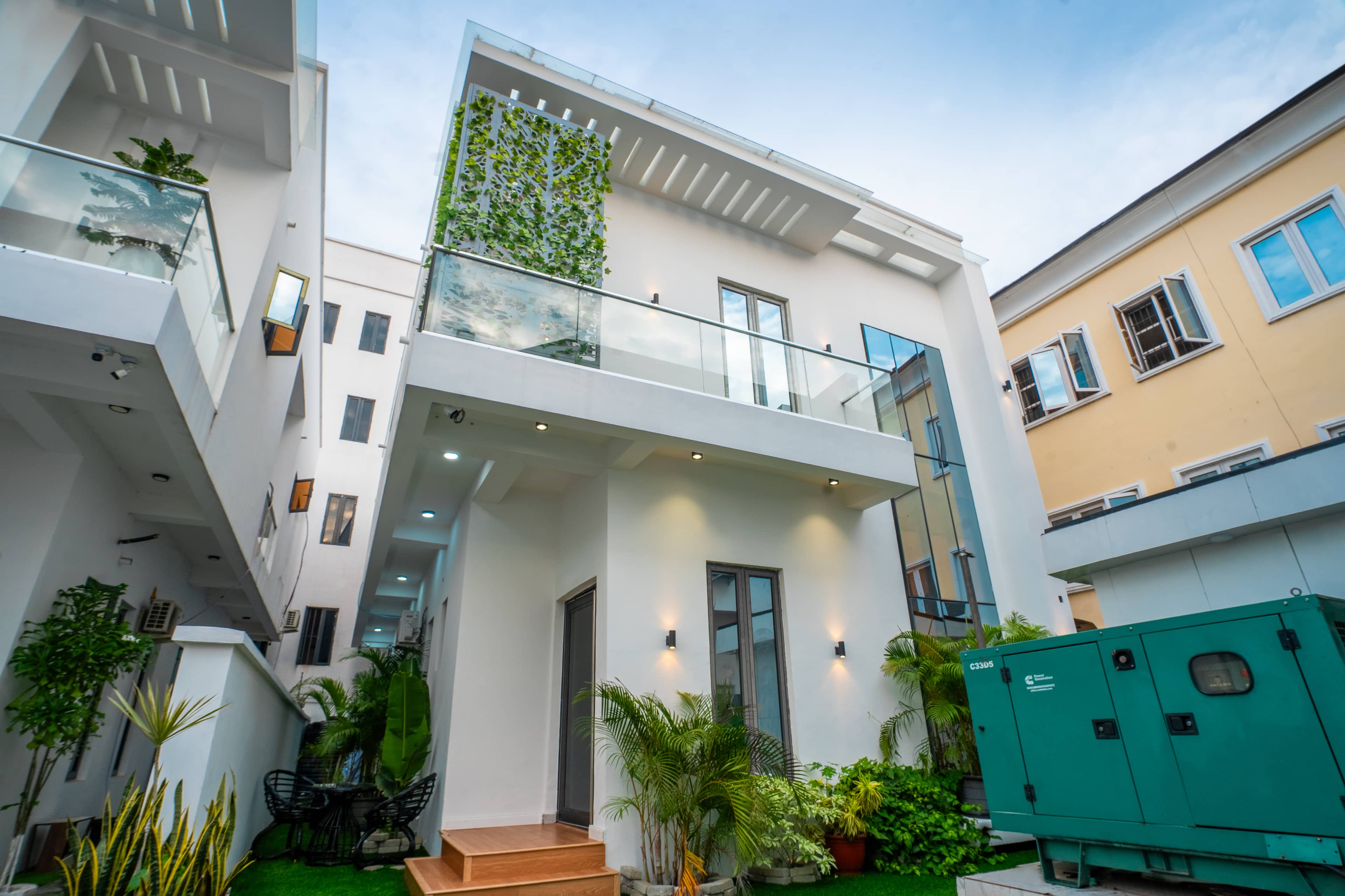 About D'Glides Apartments